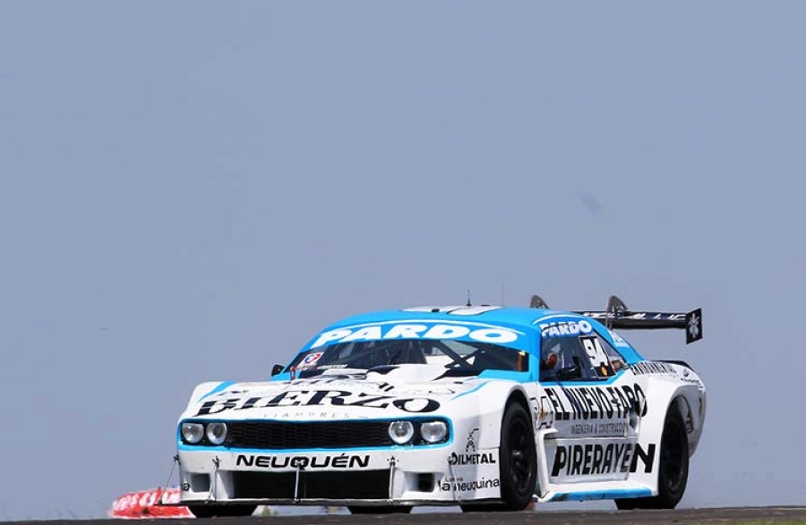 Lautaro de la Iglesia finaliz&oacute; 3&ordm; con el Dodge Challenger.