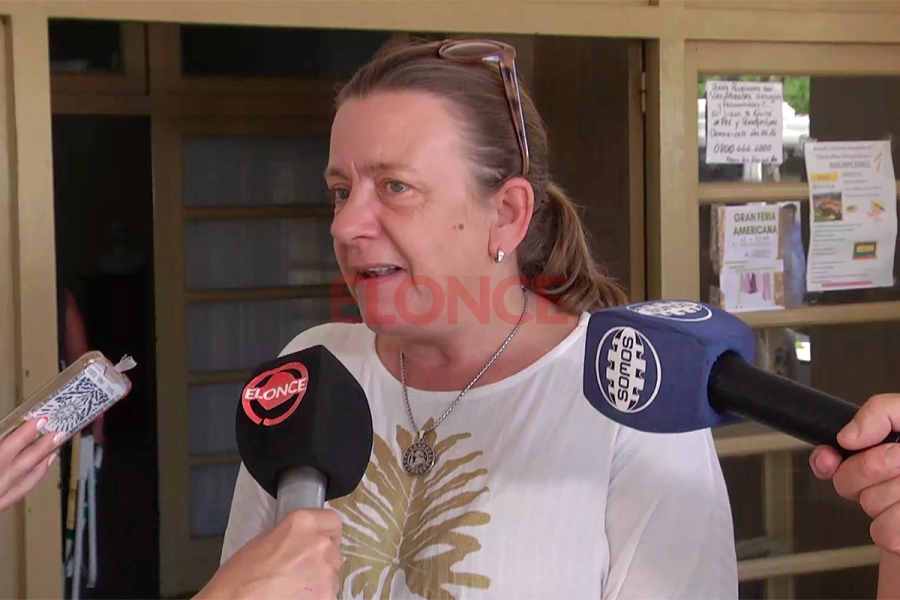 Ministra Berisso. Elonce