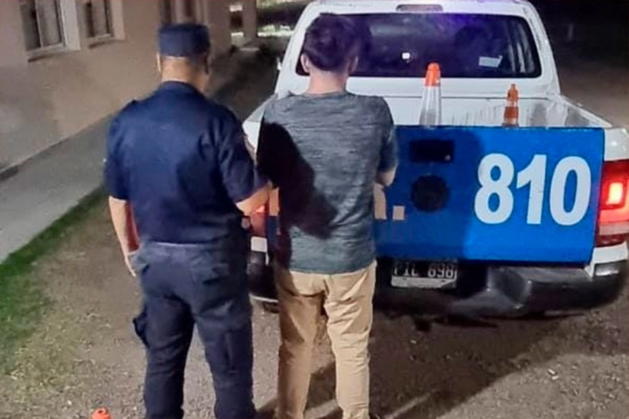 Detenido en calles Artigas y O'Higgins. (Foto: PER)