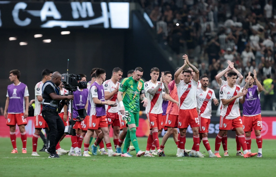River perdi&oacute; 3 a 0 contra Atl&eacute;tico Mineiro y Marcelo Gallardo analiza utilizar suplentes contra Defensa y Justicia.