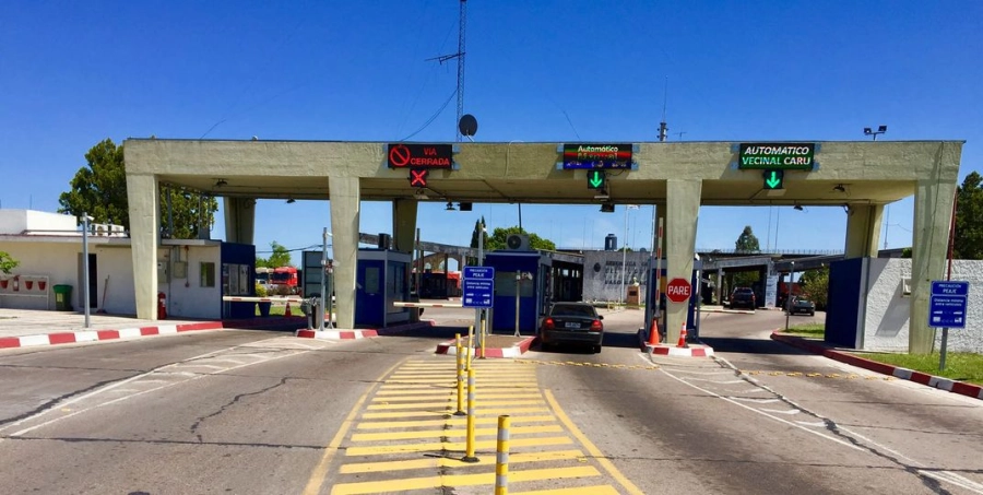 No pagar&aacute;n peaje quienes voten este domingo en Uruguay 
(foto: CARU)
