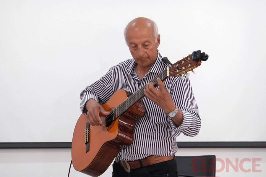 Julio L&oacute;pez, bautizado como la &ldquo;guitarra entrerriana&rdquo; por Linares Cardozo (foto: Elonce)