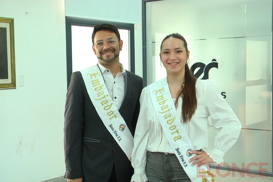 Lucas y Mar&iacute;a, los embajadores culturales de Santa Elena. (foto: Elonce)