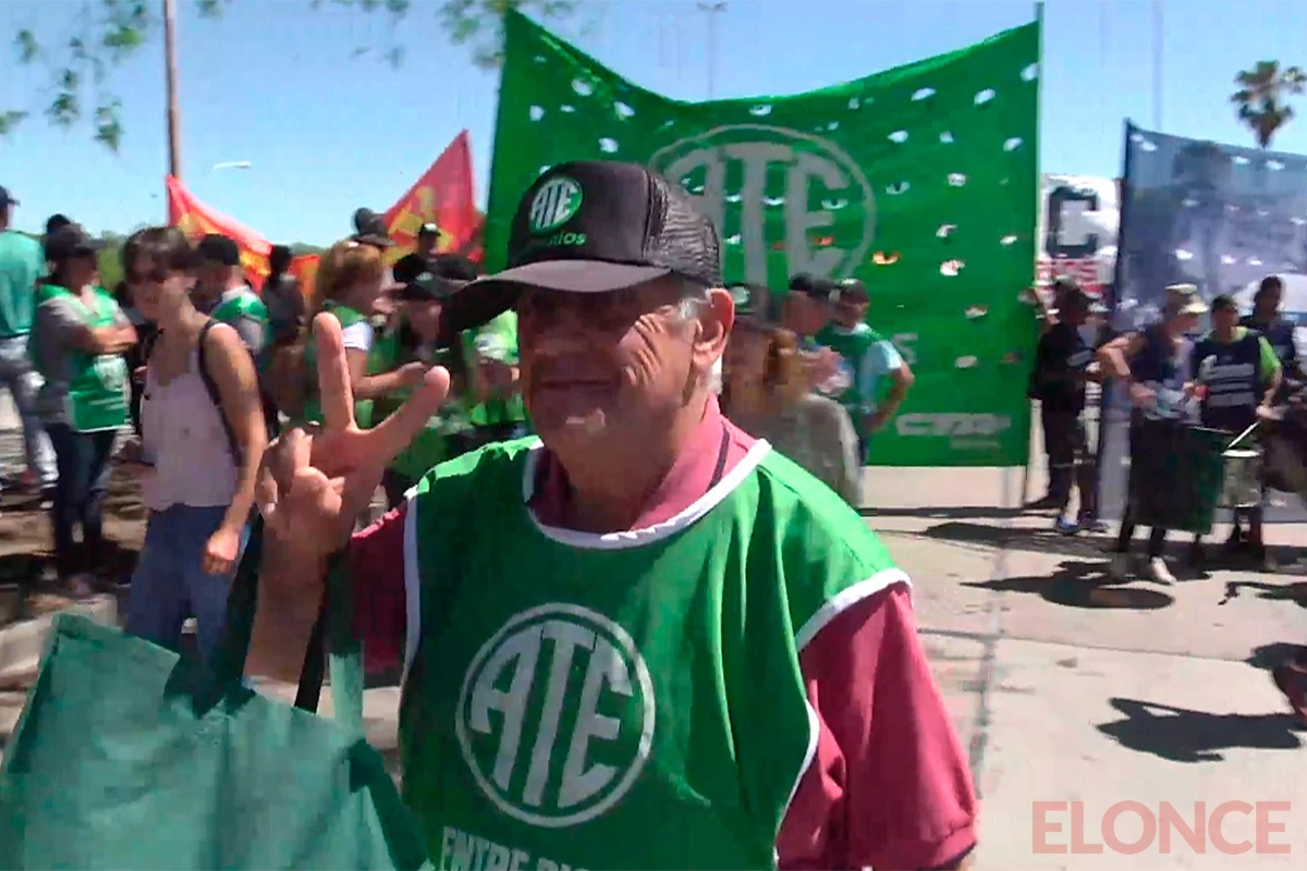 Protesta de la Multisectorial de Entre Ríos Protesta de la Multisectorial de Entre Ríos