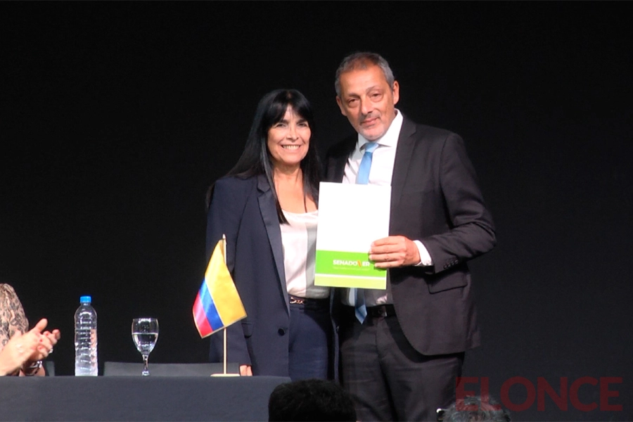 Precongreso en Sala Mayo. (foto: Elonce)