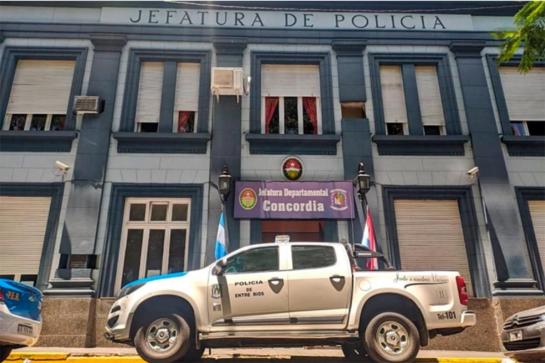 Fue a cobrar una presunta deuda por narcotráfico y terminó hospitalizado por un puntazo