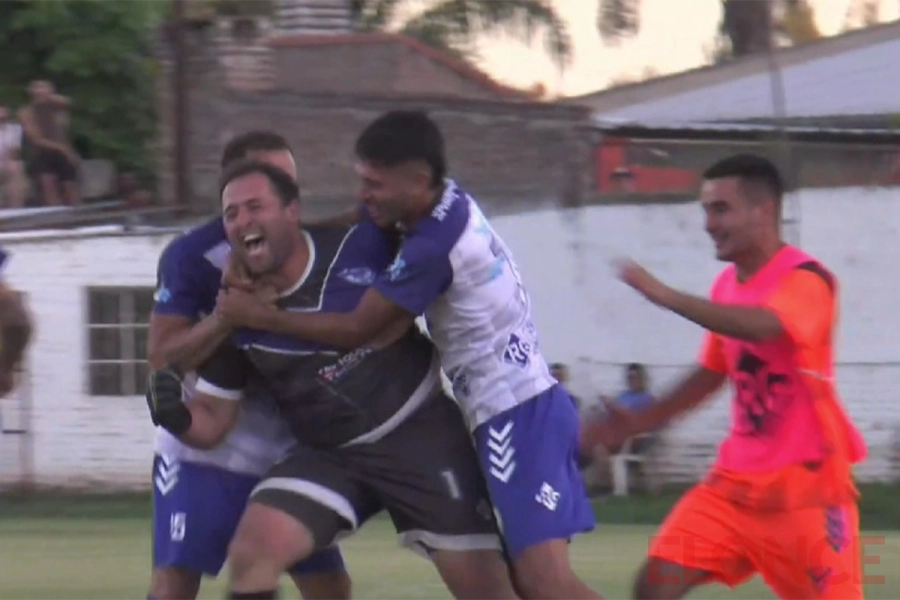 Mart&iacute;n Mart&iacute;nez, h&eacute;roe del pase a la final.