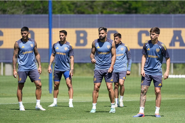 Con el regreso de Saralegui, los convocados de Boca para visitar a Sarmiento por la Liga Profesional