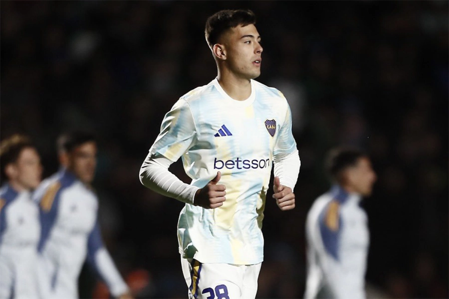 Anselmino se va al Chelsea.