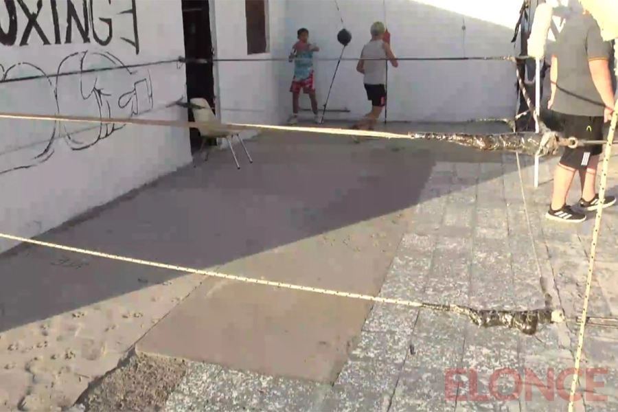 Escuela de Boxeo de Pe&ntilde;arol.