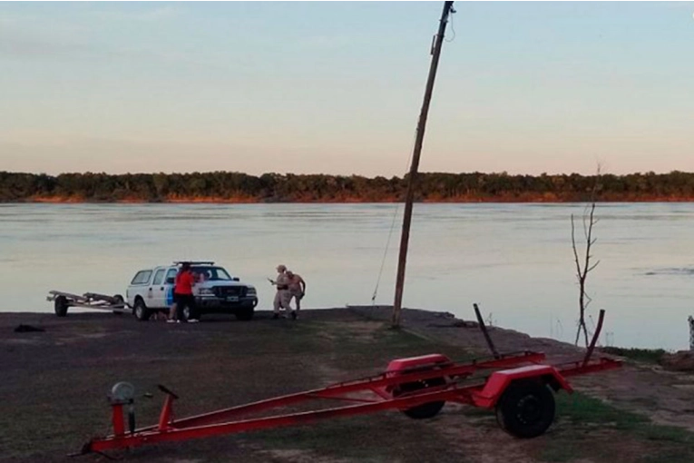 Desapareció un trabajador que quiso refrescarse en Puerto Yeruá