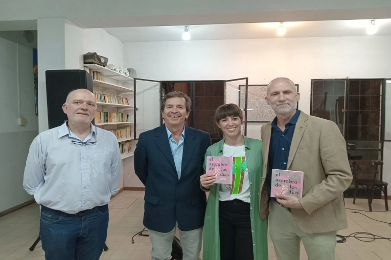 Ganadora del Premio Fray Mocho Poesía 2022, presentó su libro en Gualeguaychú