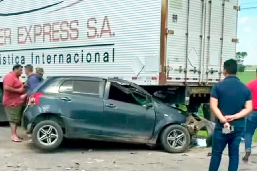 Choque en Paraguay. La Naci&oacute;n