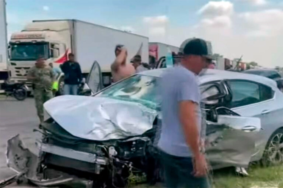 Choque en Paraguay. La Naci&oacute;n