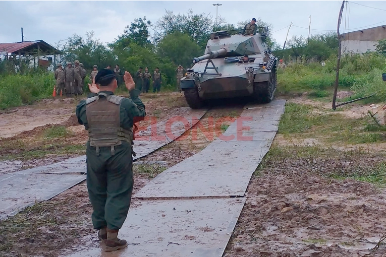 “Ejercicio Soberanía”: el convoy militar desembarcó en Bajada Grande para iniciar ensayos de adiestramiento