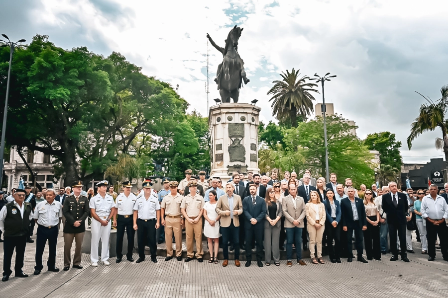 Acto por la fundaci&oacute;n de Concordia. (foto: Gobierno de Entre R&iacute;os)