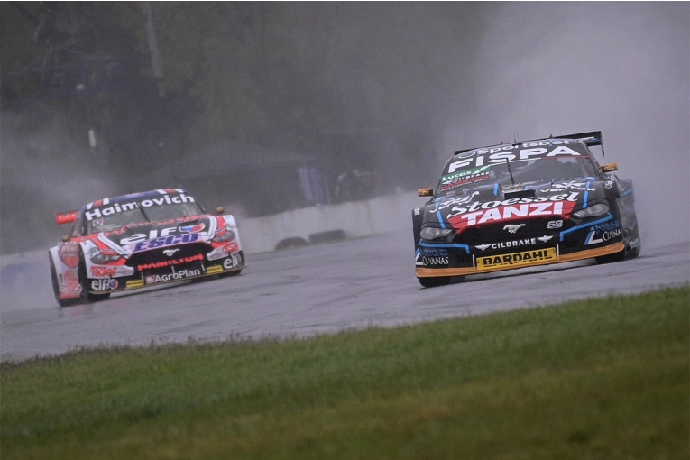 Werner sufrió un problema en el Ford y no pudo retener el título de TC que ganó Santero