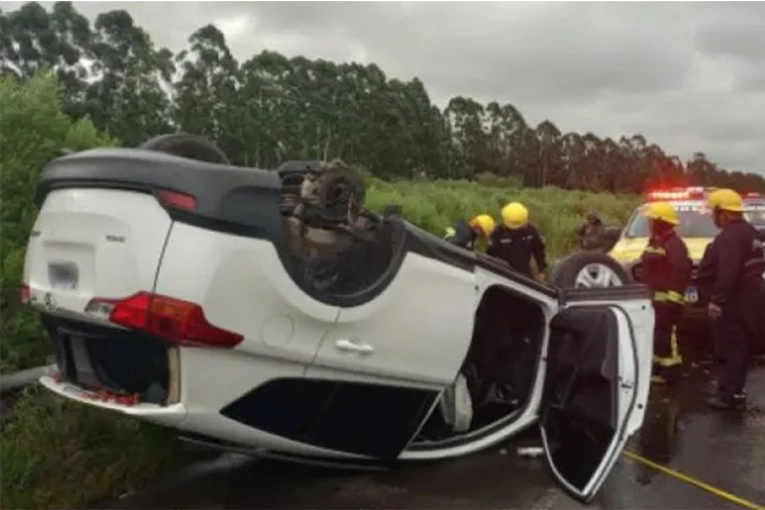 Murió un hombre tras volcar sobre la Ruta 14 cuando se desató un fuerte temporal