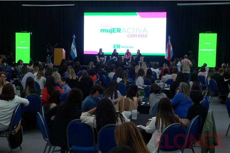 Se reunió el Foro Mujer Activa Con Voz en el CPC en Paraná