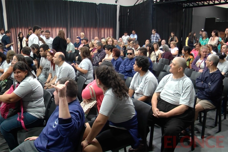 Participaron 80 j&oacute;venes y adultos con diferentes discapacidades. (foto: Elonce)