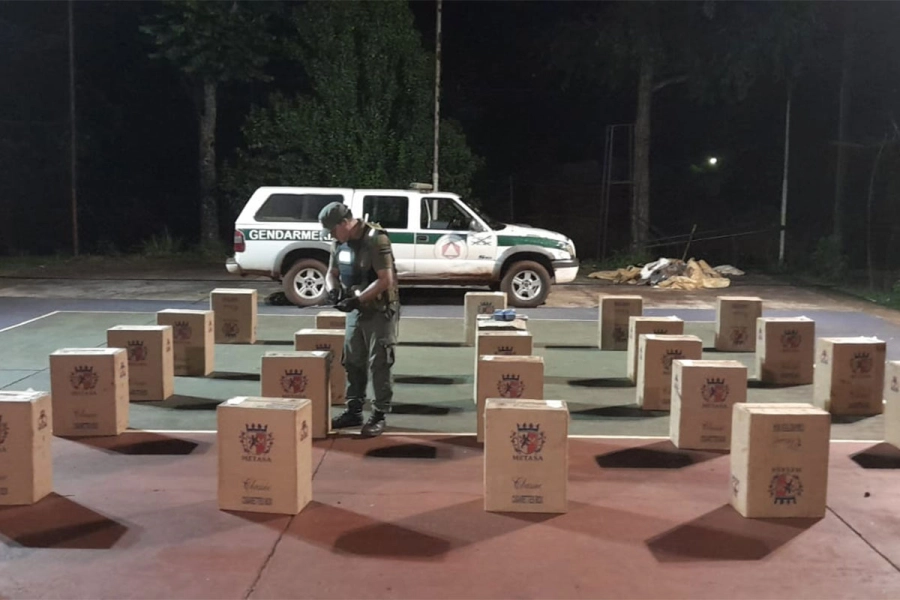 Cigarrillos de contrabando. Gendarmer&iacute;a Nacional