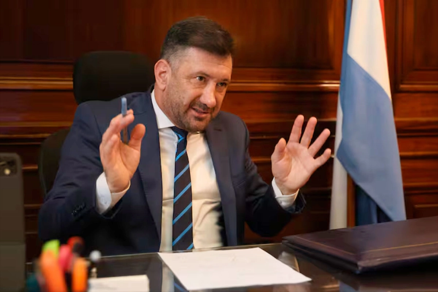 Kueider pidi&oacute; el nombramiento de Iara Guinsel Costa en su despacho y la designaci&oacute;n sali&oacute; con la categor&iacute;a m&aacute;s alta. (La Naci&oacute;n)