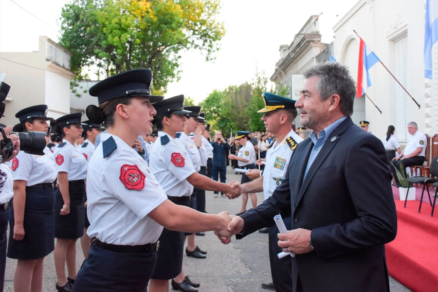 Las agentes recibieron distinciones. (GER)