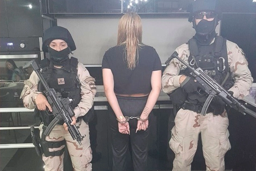 Una de los detenidas. (Prefectura)