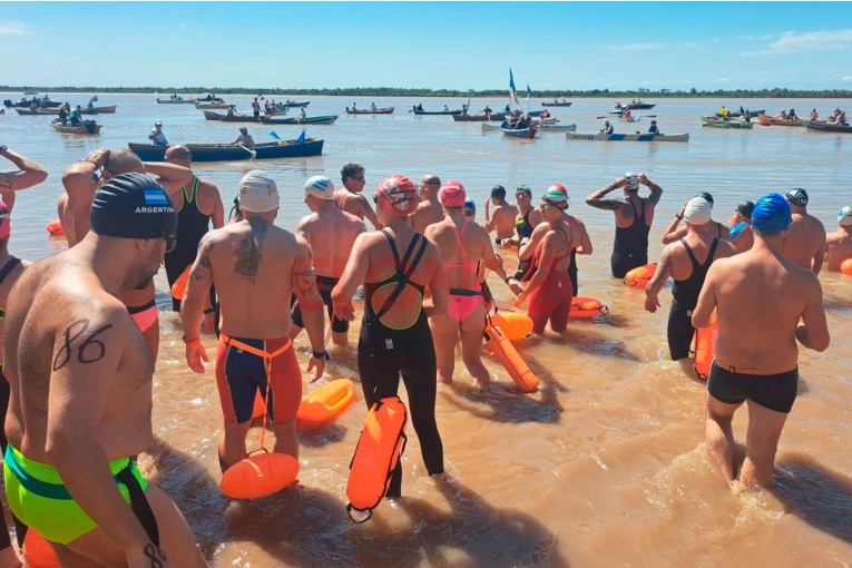 Con la maratón Chapetón - Paraná, arranca el calendario 2025 de aguas abiertas