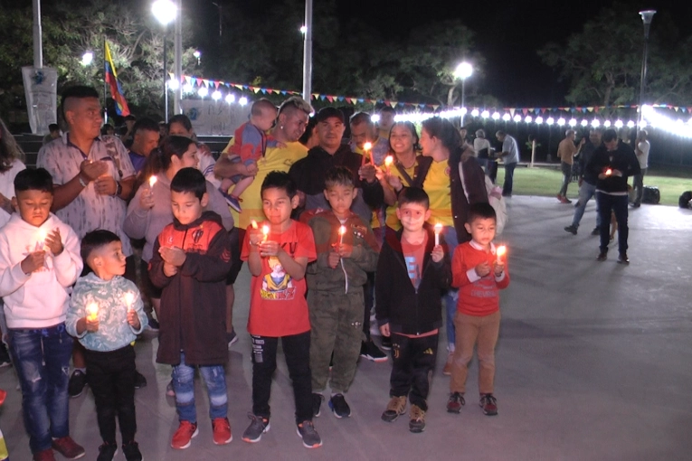 La colectividad colombiana celebró la Noche de las Velas en Paraná