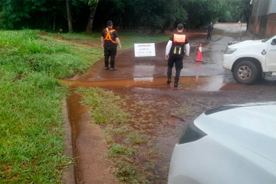 Fuerte temporal de agua y viento azot&oacute; la provincia de Misiones