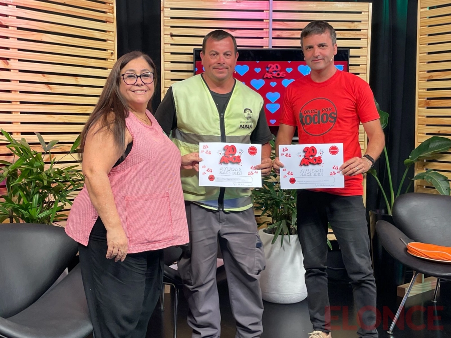 La distinci&oacute;n a la Direcci&oacute;n Municipal de Tr&aacute;nsito. (foto: Elonce)