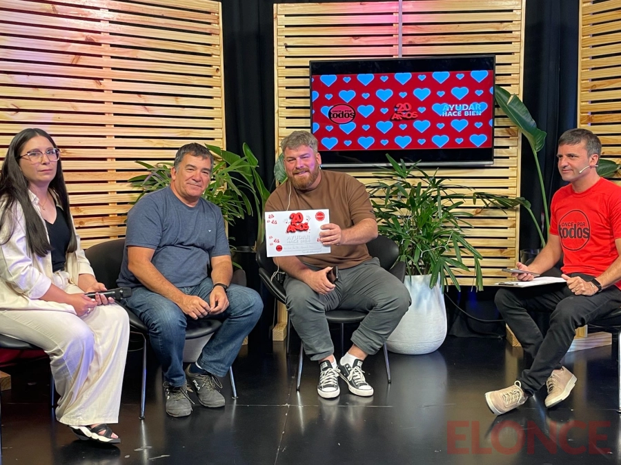 Distinci&oacute;n a Asociaci&oacute;n Civil Paradar. (foto: Elonce)