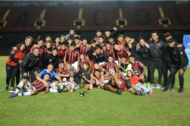 Patronato se coronó campeón nacional en cuarta división