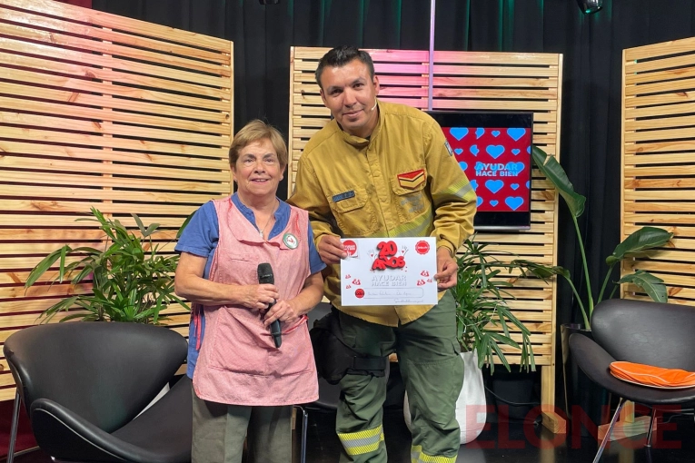 Bomberos Voluntarios y el Voluntariado Santa Rita, dos emblemas de Ayudar Hace Bien