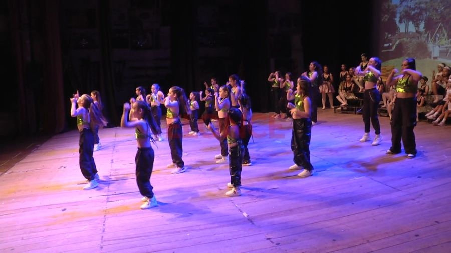 Postal de la funci&oacute;n. Foto: Elonce