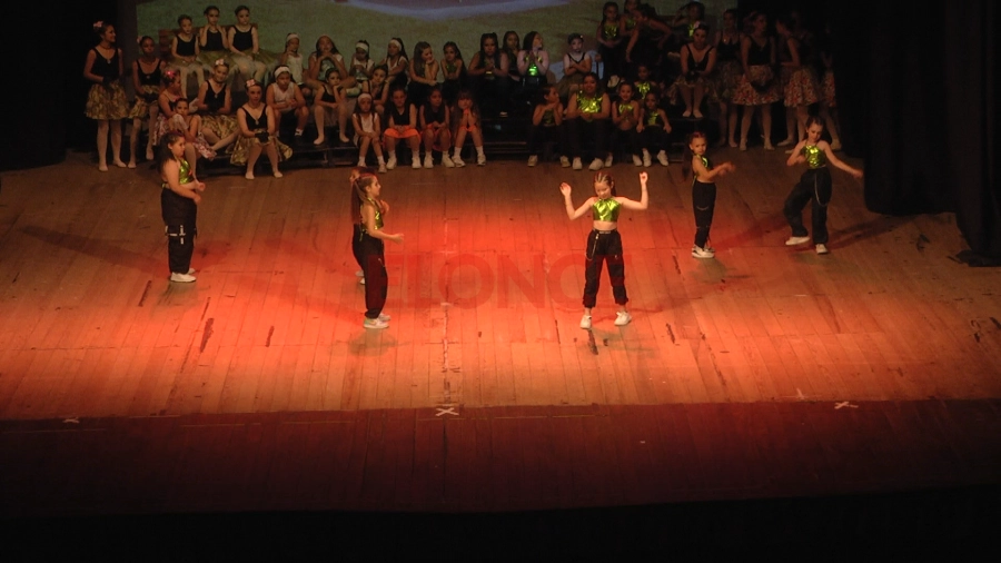 Postal de la funci&oacute;n. Foto: Elonce