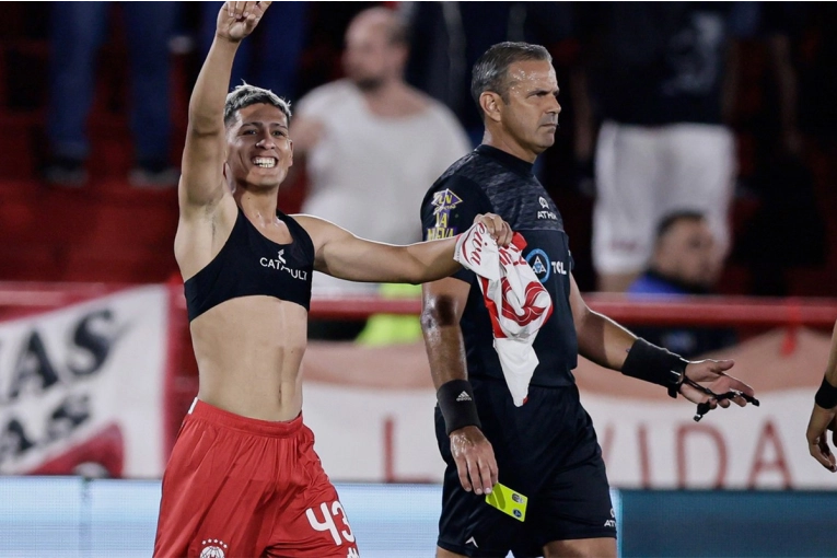 El entrerriano Ramírez metió un golazo y Huracán sueña: "A Vélez le vamos a ganar"