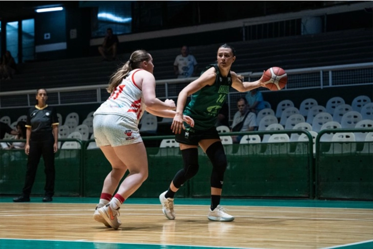 Rocamora sufrió una derrota de visitante por la Liga Femenina de básquet