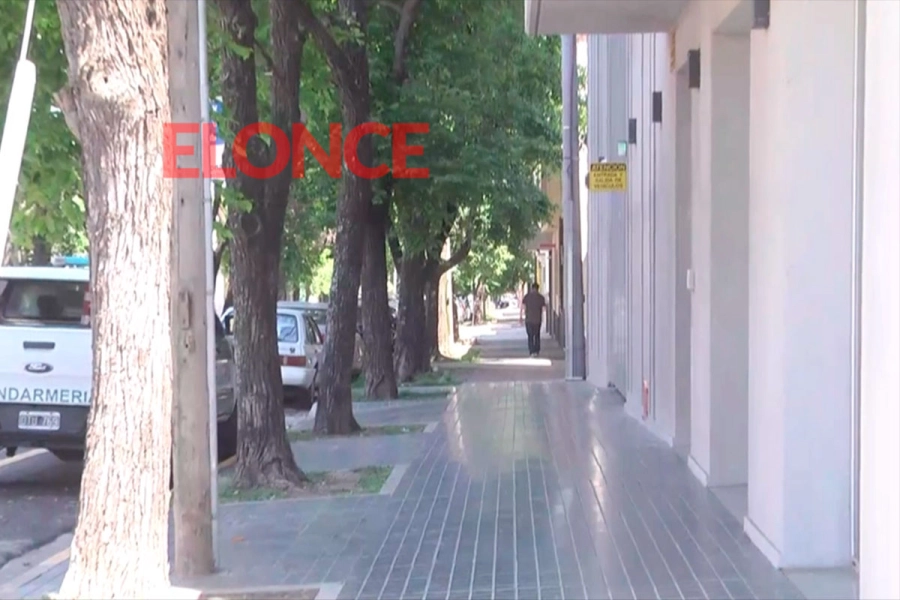 Allanamiento en edificio de calle Santiago del Estero. (Elonce)