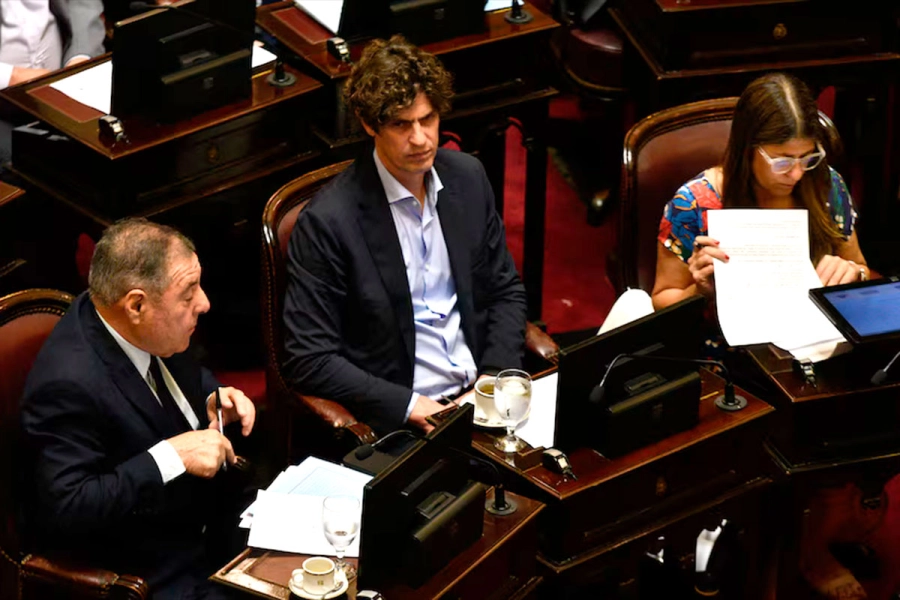 La sesi&oacute;n para expulsar o suspender a Kueider.