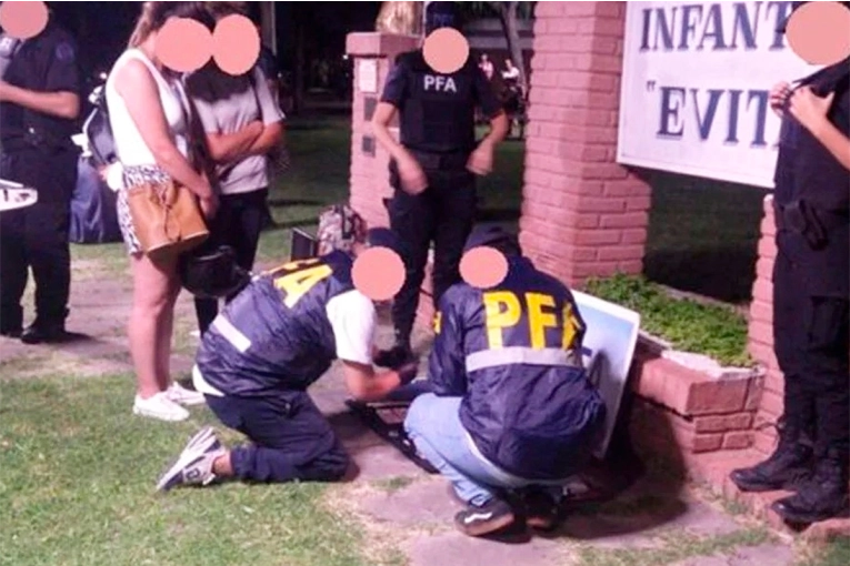 Delivery de drogas en Crespo: Policía Federal intervino y detuvo a dos jóvenes