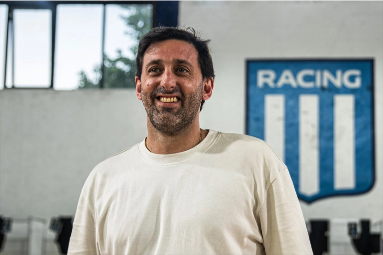 Diego Milito es el nuevo presidente de Racing en una elección récord