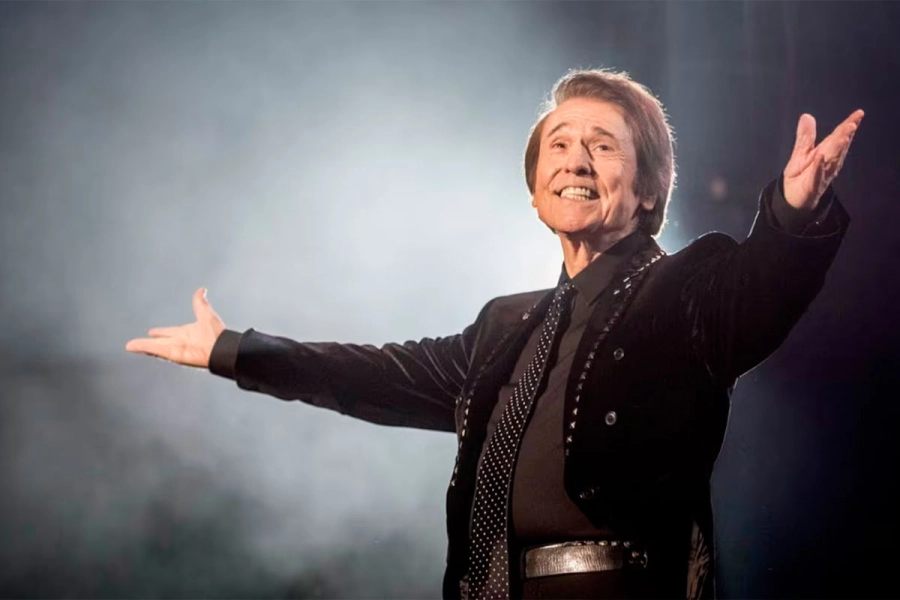 El cantante español Raphael padece un linfoma cerebral.