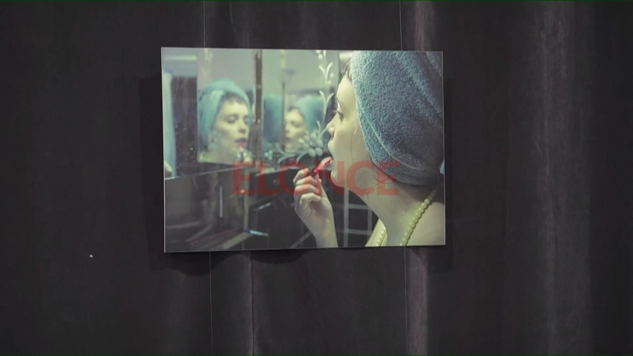 Postales de la muestra. Foto: Elonce