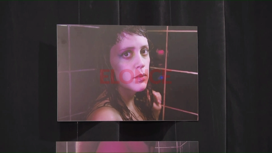 Postales de la muestra. Foto: Elonce