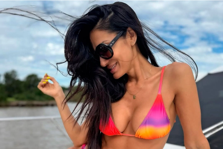 Silvina Escudero mostró la microbikini que se viene con todo para este verano