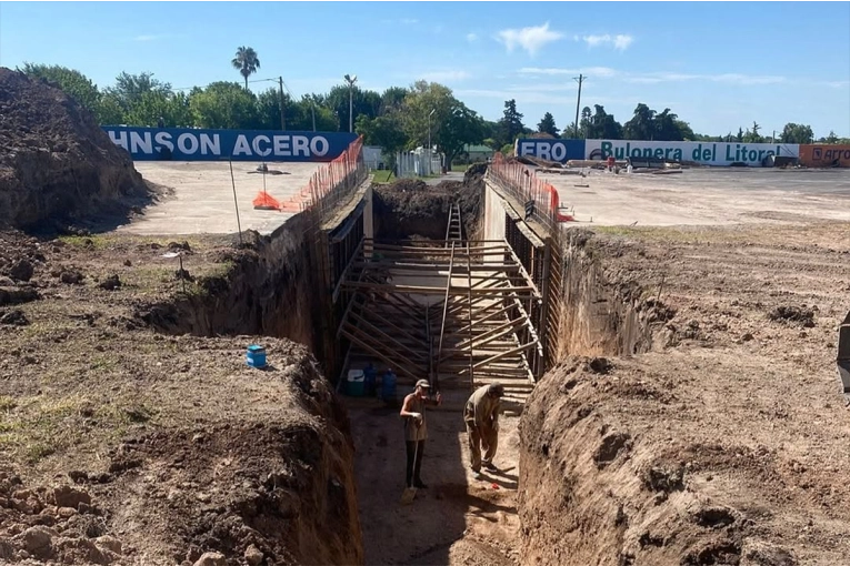 Avanzan las obras en el autódromo de Paraná con la construcción de un túnel