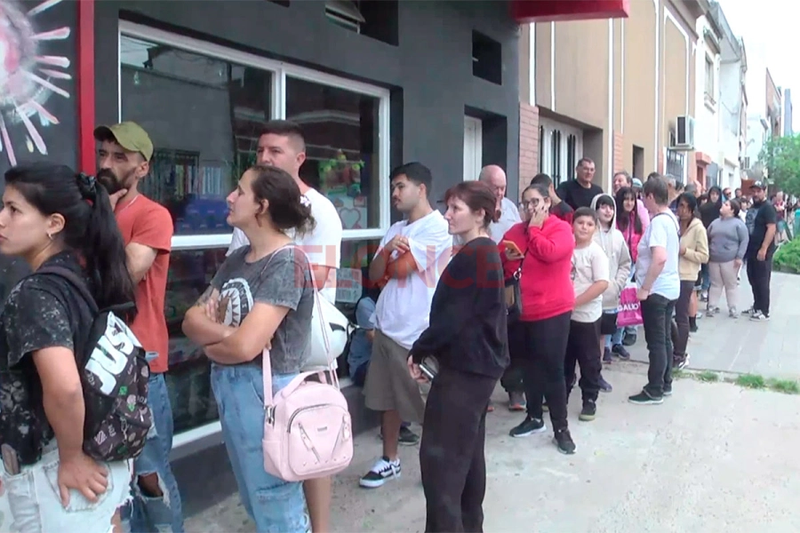 Venta de pirotecnia en Paran&aacute; (foto archivo Elonce)