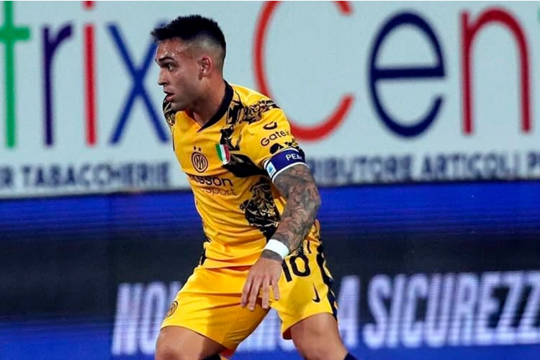 Lautaro Martínez cerró el 2024 con un gol en el triunfo del Inter